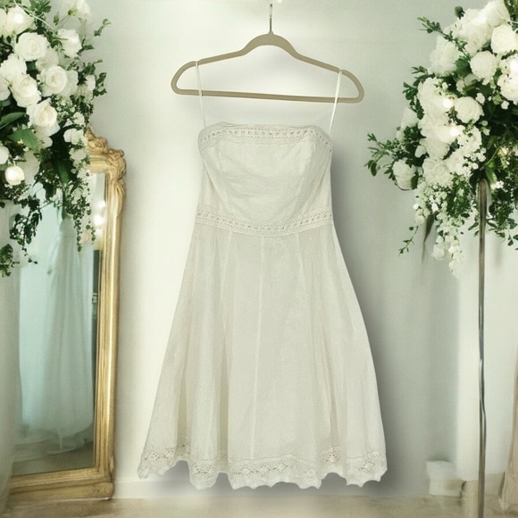 White House Black Market Cream Embroidered Lace Sleeveless Sun Dress Size 4 - Picture 1 of 12